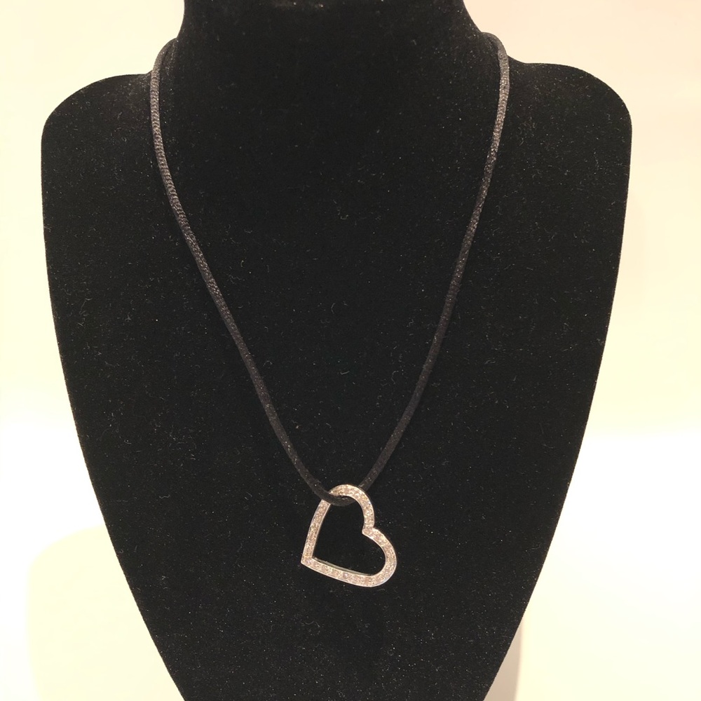 Heart pendant